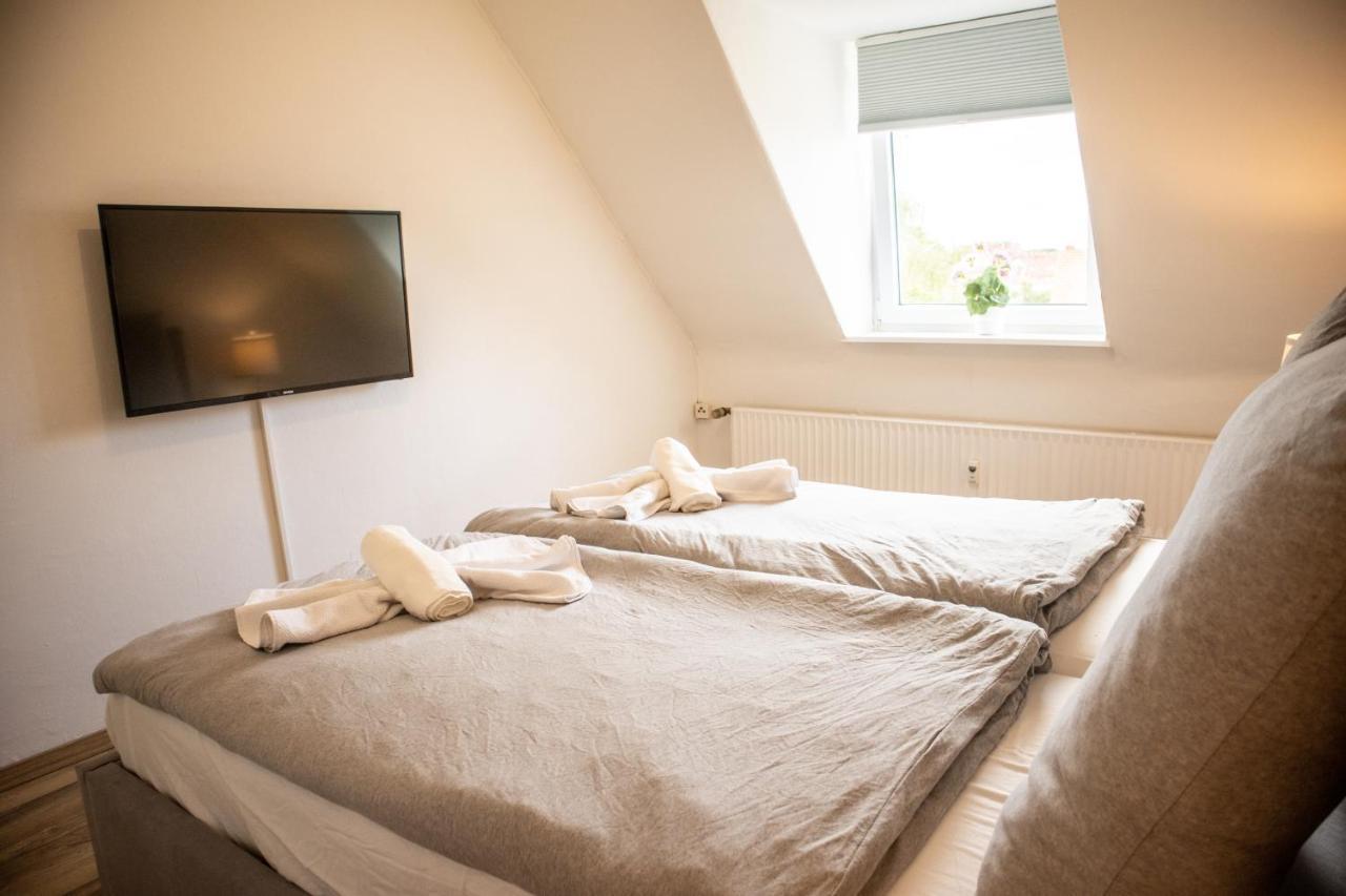 Wohnung Fuer 4 Gaeste In Laatzen Messe- Und Citynah Hanovra Exterior foto