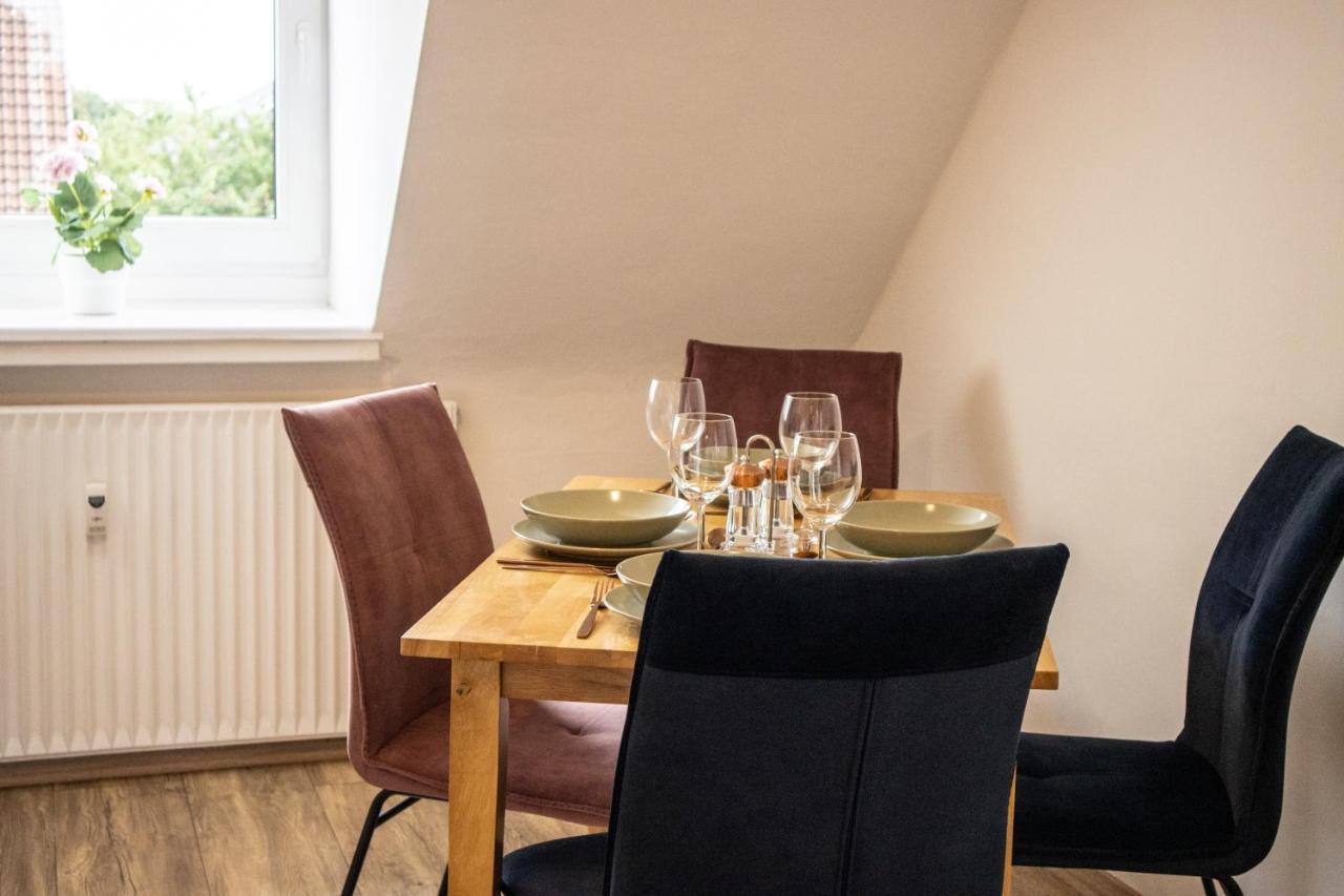 Wohnung Fuer 4 Gaeste In Laatzen Messe- Und Citynah Hanovra Exterior foto