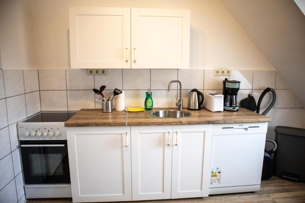 Wohnung Fuer 4 Gaeste In Laatzen Messe- Und Citynah Hanovra Exterior foto